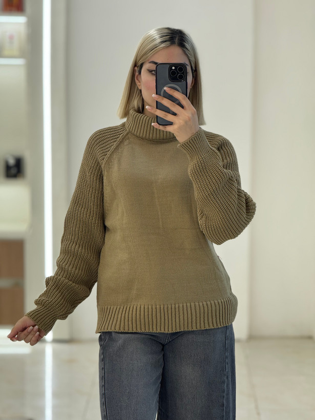 بافت یقه اسکی رنگبندی زنانه